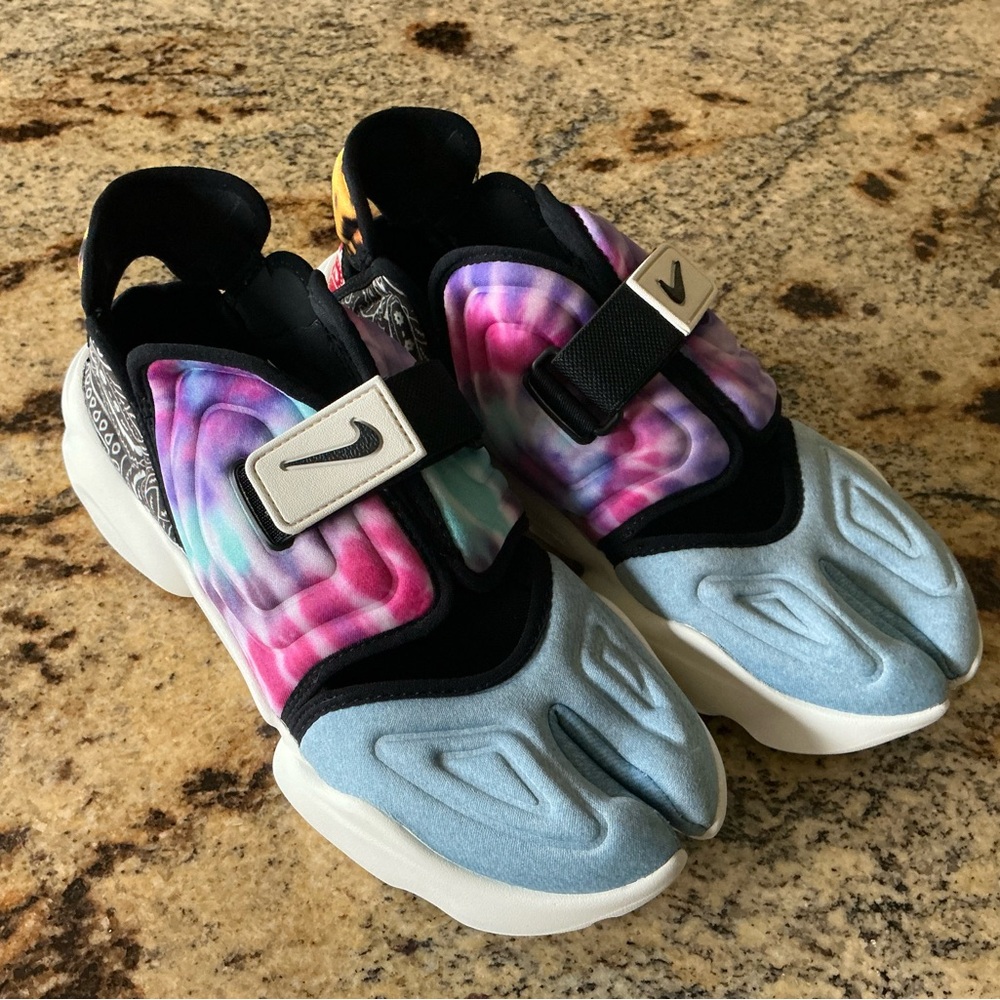 Nike AQUA RIFT women’s sneaker